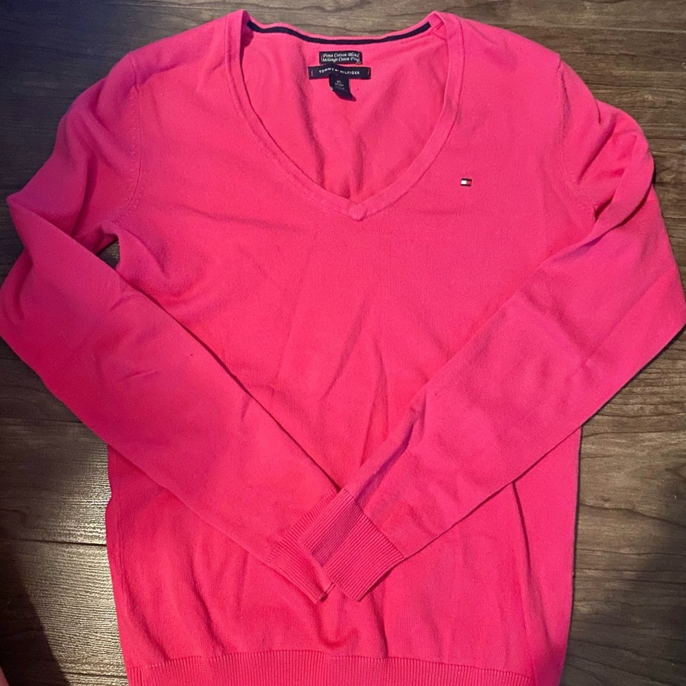 Tommy Hilfiger Women's Bright Pink V-Neck Sweater